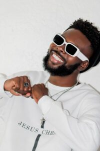 2121858f-5666-4885-b0dc-ae5cc186b3c1-200x300 Isaac Simple Out With New Music - Winnerman